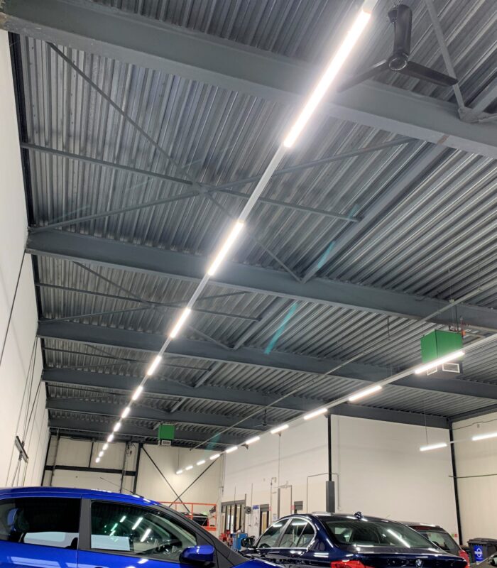 Led lichtlijnen voor garages en werkplaatsen