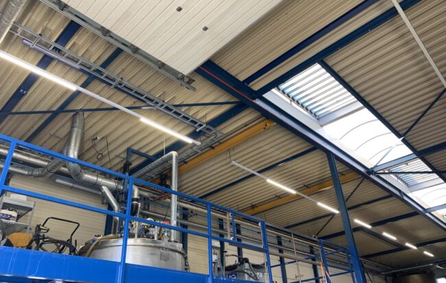 Maatwerk - Led lichtlijnen chemiebedrijf Moerdijk