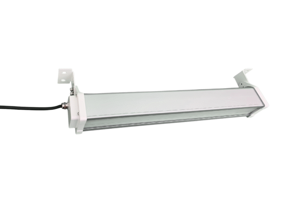 Installatievoorbeeld LINEARA LED armatuur in slachterij of koelruimte – optimale lichtverdeling